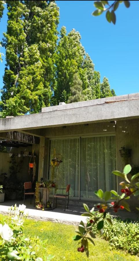 Casa Los Cerezos En Chacras De Coria Chacras de Coria Exterior foto